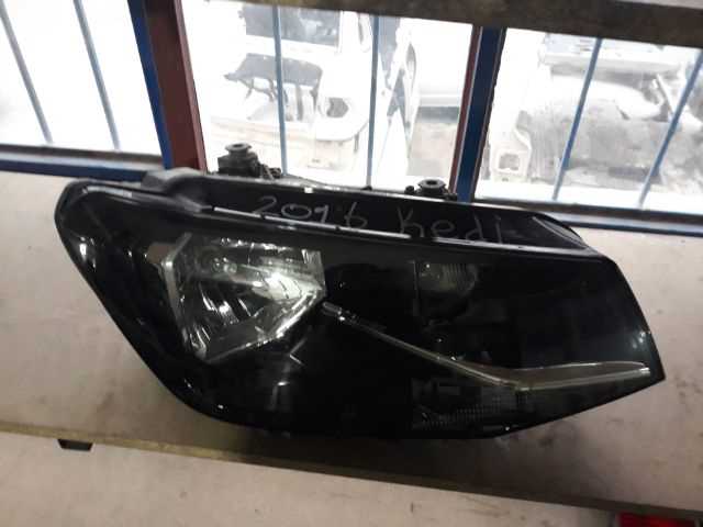 Volkswagen Caddy 2015-2017 Çıkma Yedek Sag Far